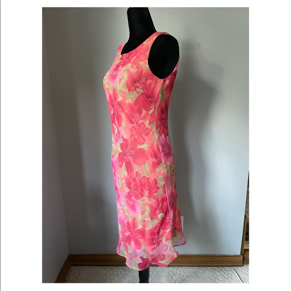 Vintage Laura Floral Dress (Size 4) - Picture 2 of 8